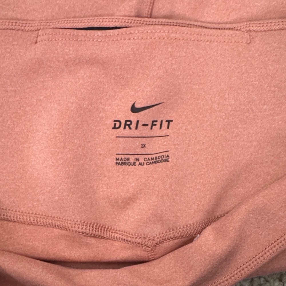 Nike Dri-FIT Peach Capris